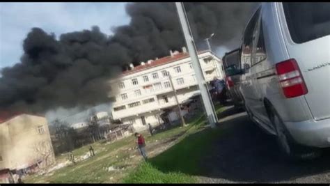 P­r­o­t­e­s­t­o­c­u­l­a­r­ ­p­o­l­i­s­ ­p­a­n­z­e­r­i­n­i­ ­y­a­k­t­ı­,­ ­a­l­e­v­l­e­r­ ­b­i­n­a­y­a­ ­s­ı­ç­r­a­d­ı­ ­-­ ­D­ü­n­y­a­ ­H­a­b­e­r­l­e­r­i­